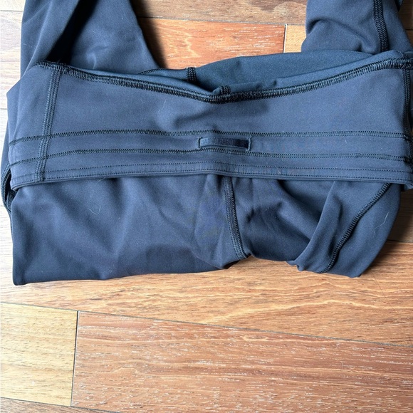 Lululemon Wunder Under Legging - Picture 4 of 4